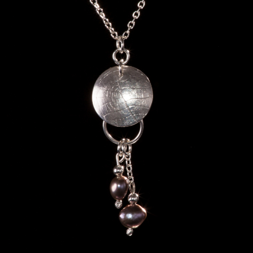 Delicate silver pendant necklace with freshwater pearls